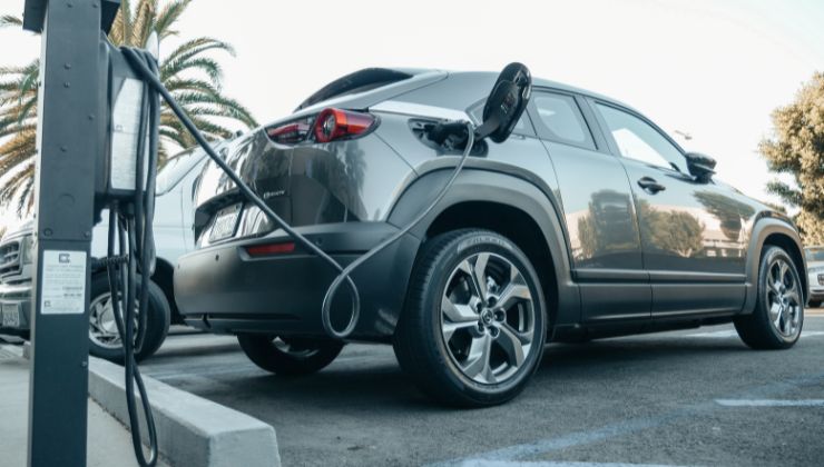 Auto vietate anche se elettriche: cosa sapere