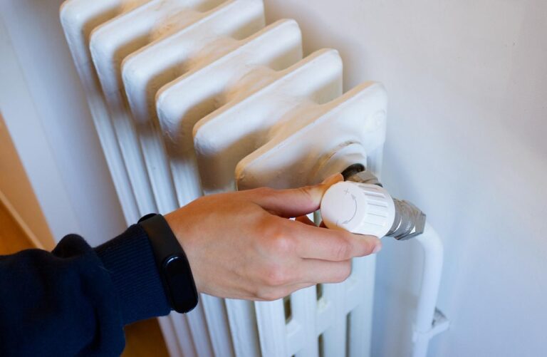 chiudere termosifoni