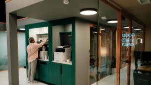 Da oggi la macchina del caffè è sotto sorveglianza