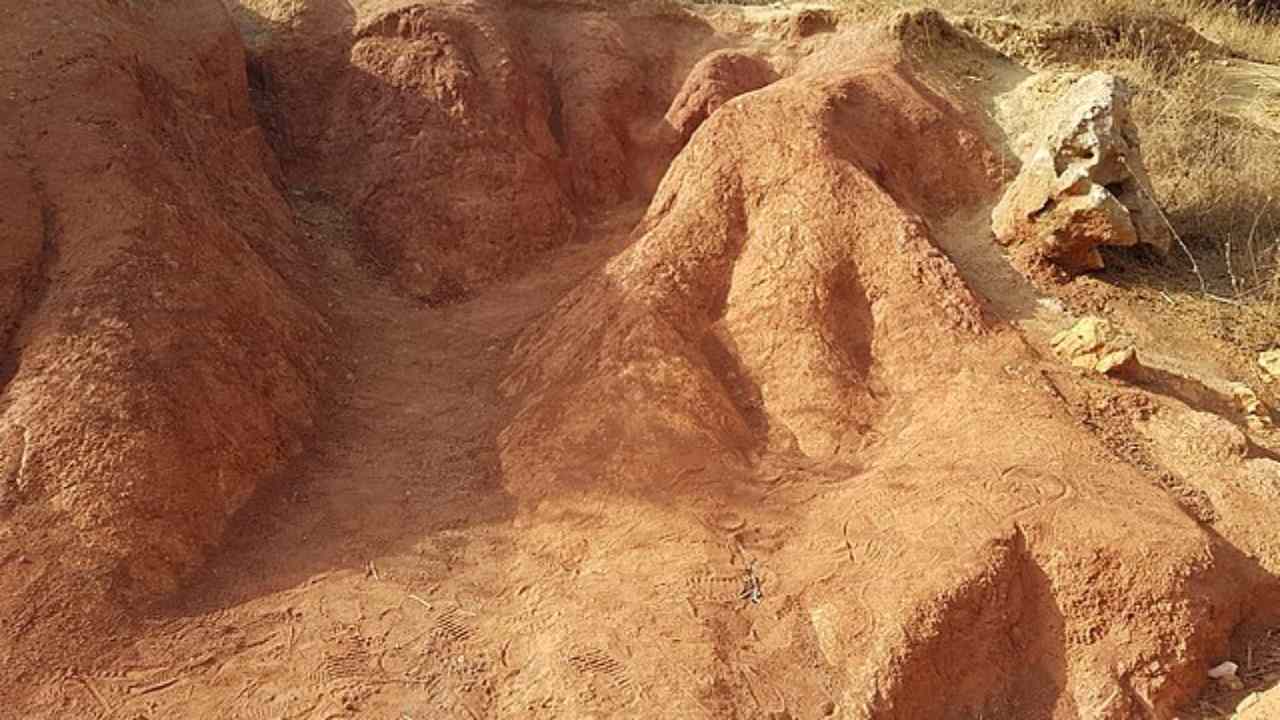 cava bauxite otranto terra rossa