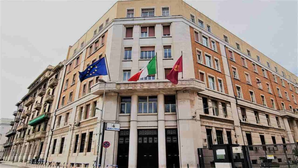 Questura di Bari: cambiano le modalità di accesso per avere il Permesso di Soggiorno | Ora è (quasi) tutto on line