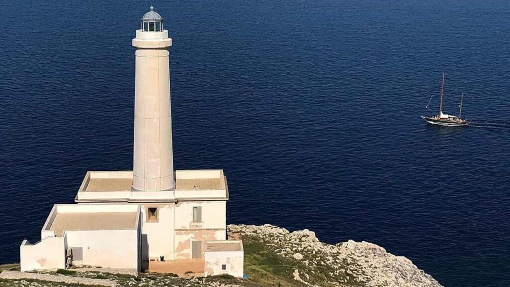 Il faro del primo sole, ecco cosa sapere