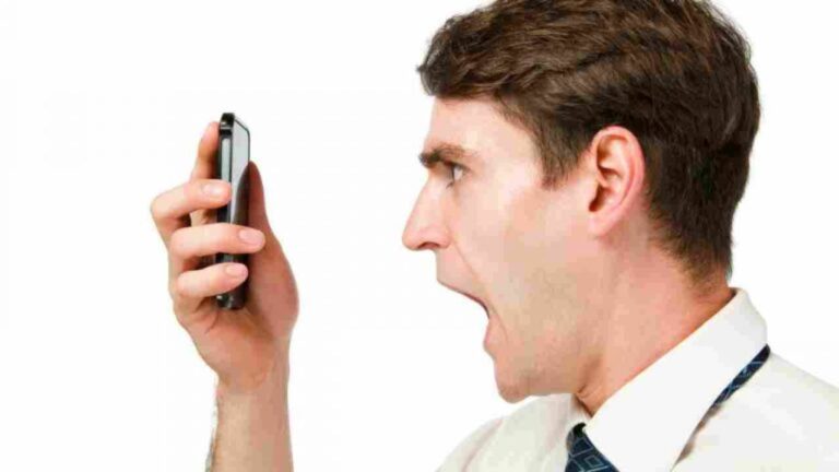 allarme utenti spiati in casa