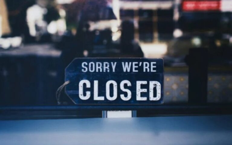 nuovo divieto di lavorare