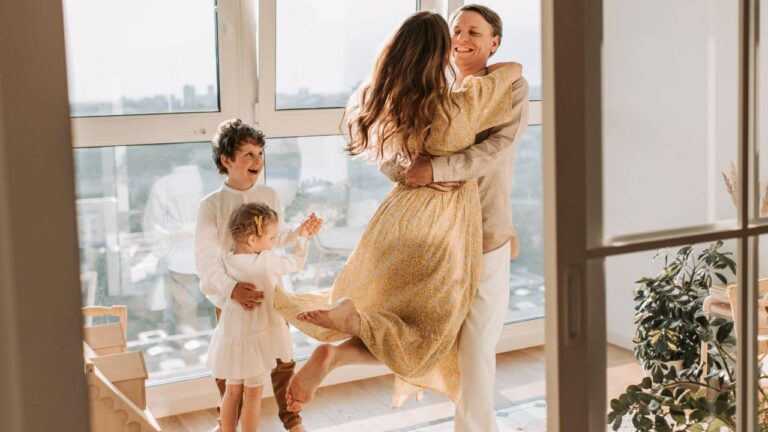 L'INPS dà € 1.200 alle famiglie (Foto: Canva) - Bitonto TV