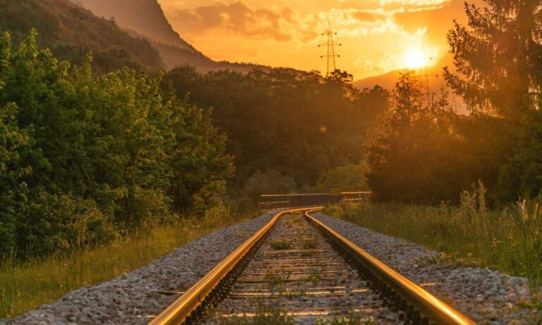 Il treno è sparito nel nulla: paura in Puglia