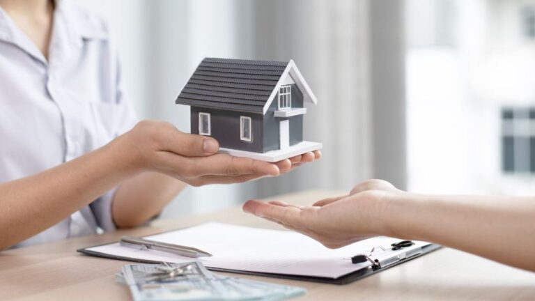 Qui la casa te la regalano