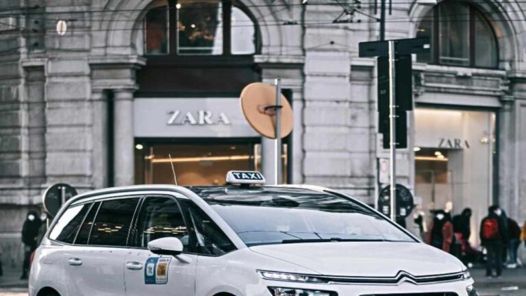 Taxi in città (Pexels)-bitontotv.it